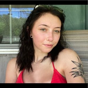 Meet your Posher, Kaitlyn